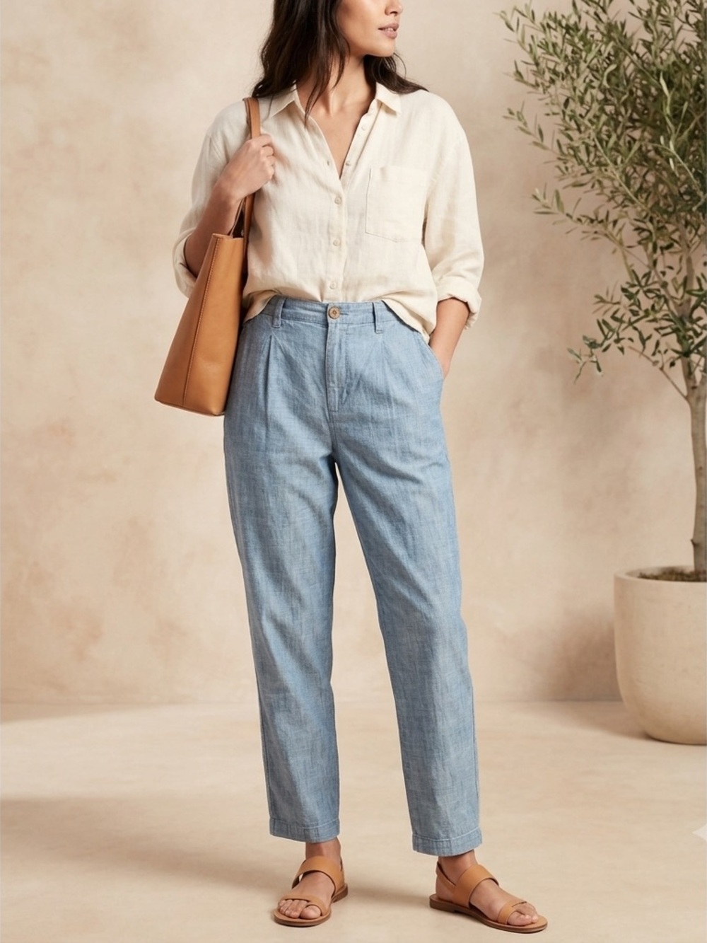 GAP light blue 100% cotton Girlfriend Khaki pants, size 6.